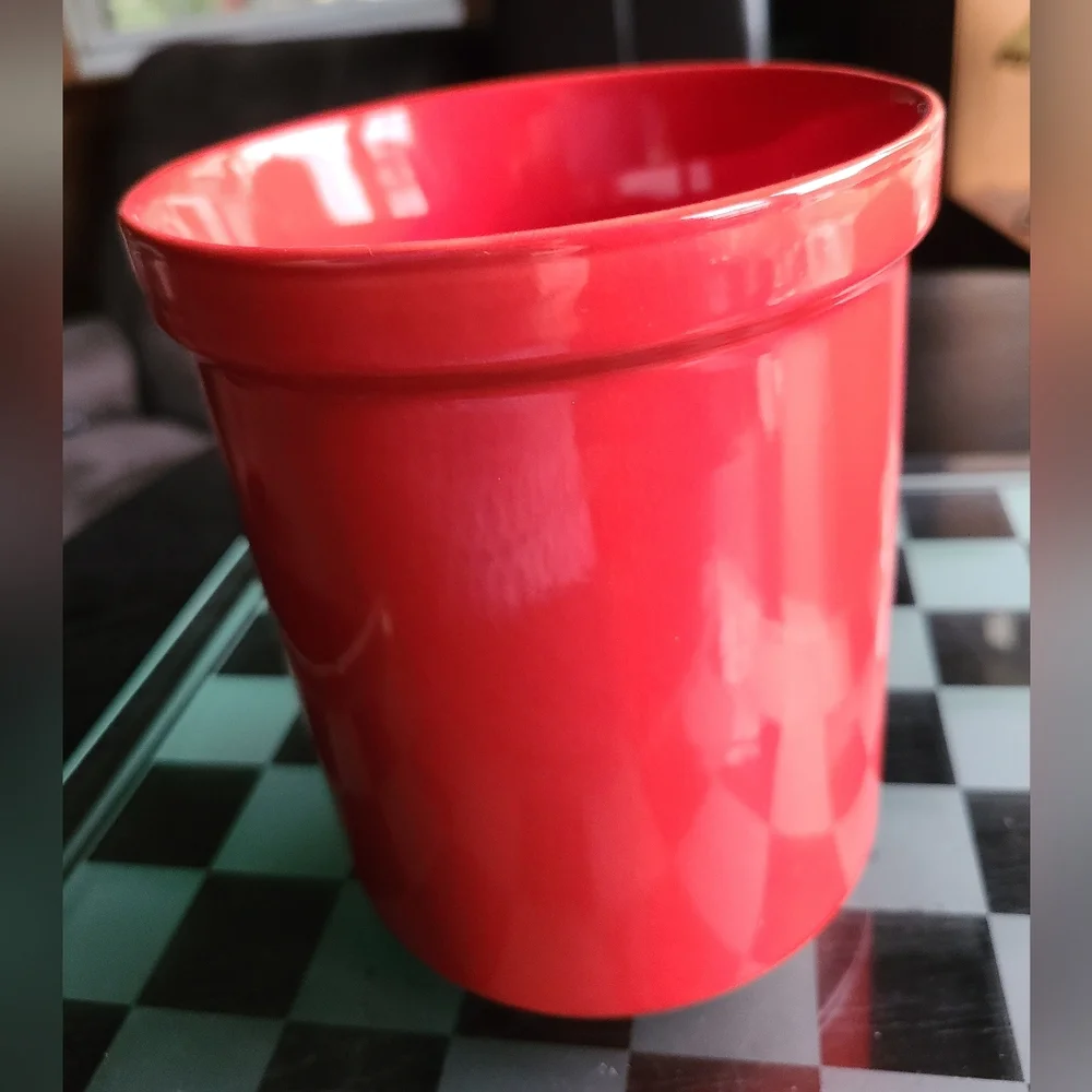 Vibrant Red Ceramic Kitchen Decor Holds Spatula and spoons